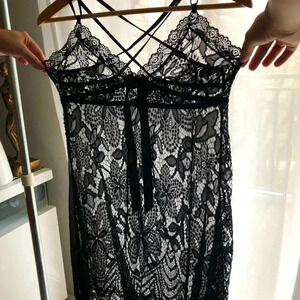 Black Lace Negligée Size Small